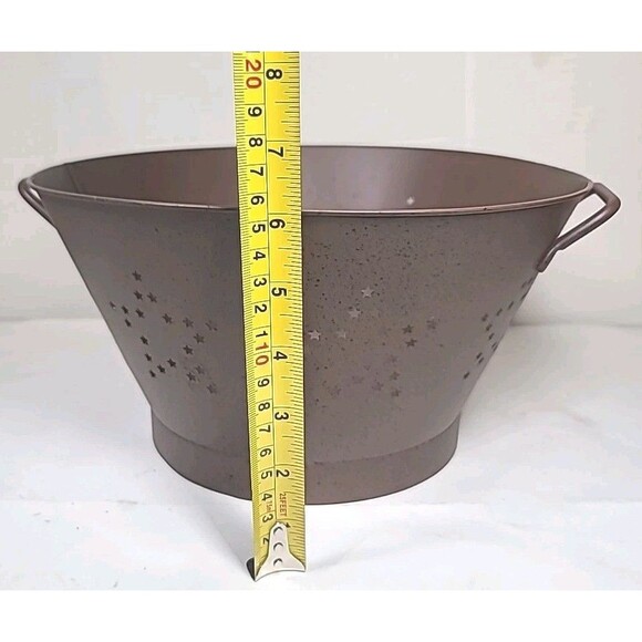 New VTG Style Large Brown Colander Strainer Stars Handles Primitive Farmhouse - Picture 3 of 8